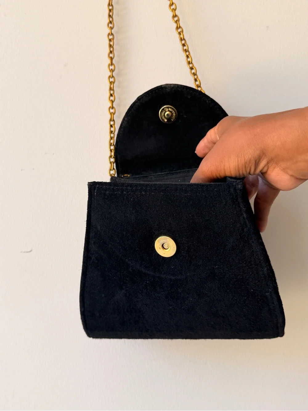 Vintage Casual Corner Black Crossbody Bag with Gold Chain